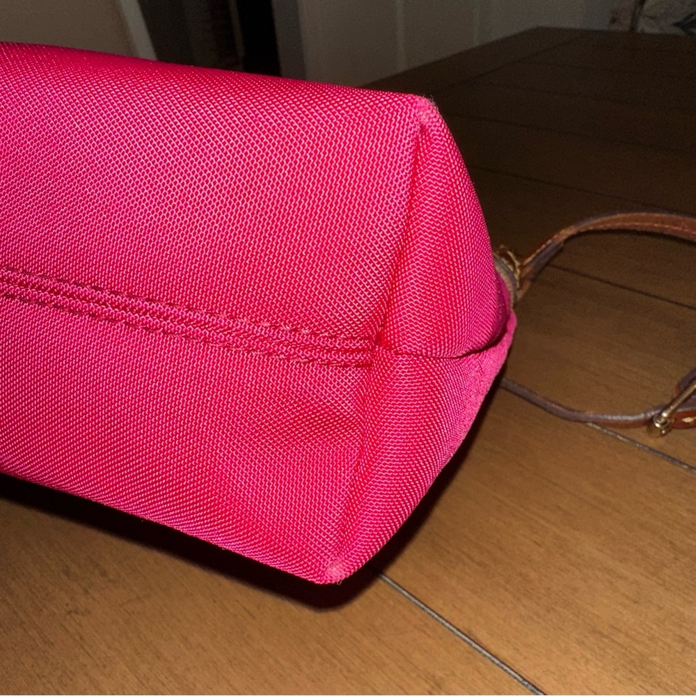 Dooney & Bourke Pink Nylon Crossbody Messenger Bag Pockets Brown Leather Straps - Picture 6 of 16